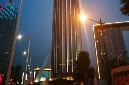 赵宏伟律师前往天津参加盈科演讲比赛